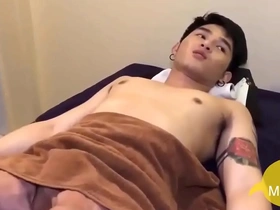 A tantalizing gay video featuring a cute Japanese twink who skillfully massages his partner's balls, leading to an intense climax. Watch as these two Asian boys explore their desires.